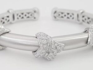 18K White Gold Pave Diamond Cuff Bangle Italy 2.2 ct 61.3 Grams 6.5"