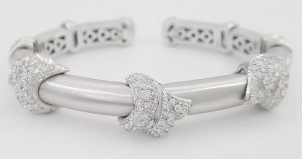 18K White Gold Pave Diamond Cuff Bangle Italy 2.2 ct 61.3 Grams 6.5"