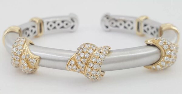 18K White Rose Gold Pave Diamond Cuff Flex Bangle 2.2 ct 61.3 Grams 6.5"