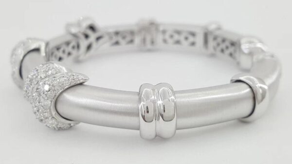 18K White Gold Pave Diamond Cuff Bangle Italy 2.2 ct 61.3 Grams 6.5"