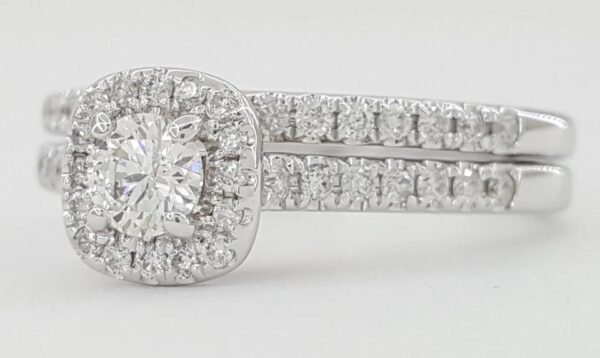 Round Brilliant Diamond Halo White Gold Engagement Wedding Ring Set 0.5ct 10k