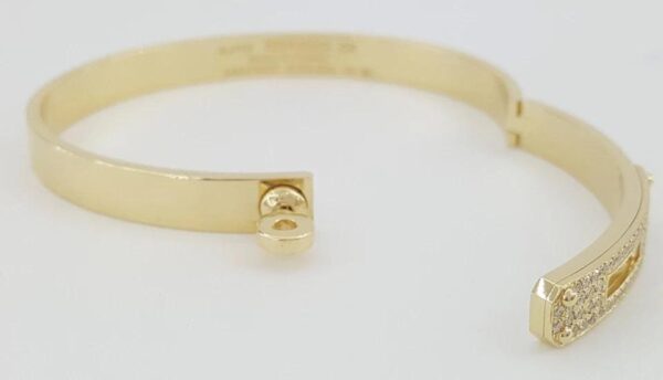 Hermes Kelly 18K Yellow Gold Pave Diamonds Bracelet 0.35 ct Retail $17,200 XS