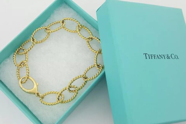 Tiffany & Co. 18k Yellow Gold Braided Oval Link Bracelet 28.8 Grams 19x12mm 8.5"