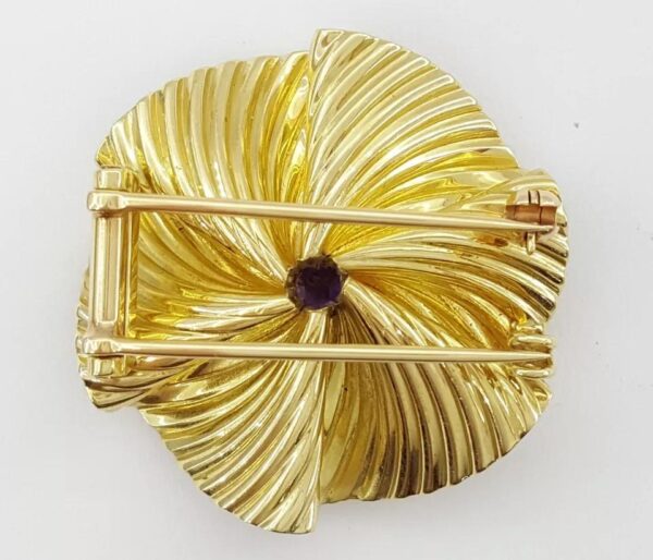 Vintage 14K Yellow Gold Round Amethyst Flower Pin Brooch 11.3 Grams