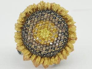 Alex Soldier Emerald & Diamonds Sunflower 7 ct Statement Ring 18k Gold Retil 25K