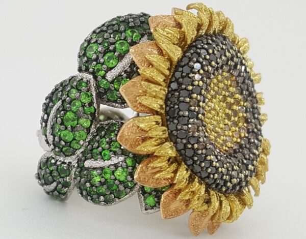 Alex Soldier Emerald & Diamonds Sunflower 7 ct Statement Ring 18k Gold Retil 25K