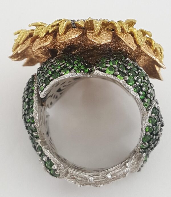 Alex Soldier Emerald & Diamonds Sunflower 7 ct Statement Ring 18k Gold Retil 25K