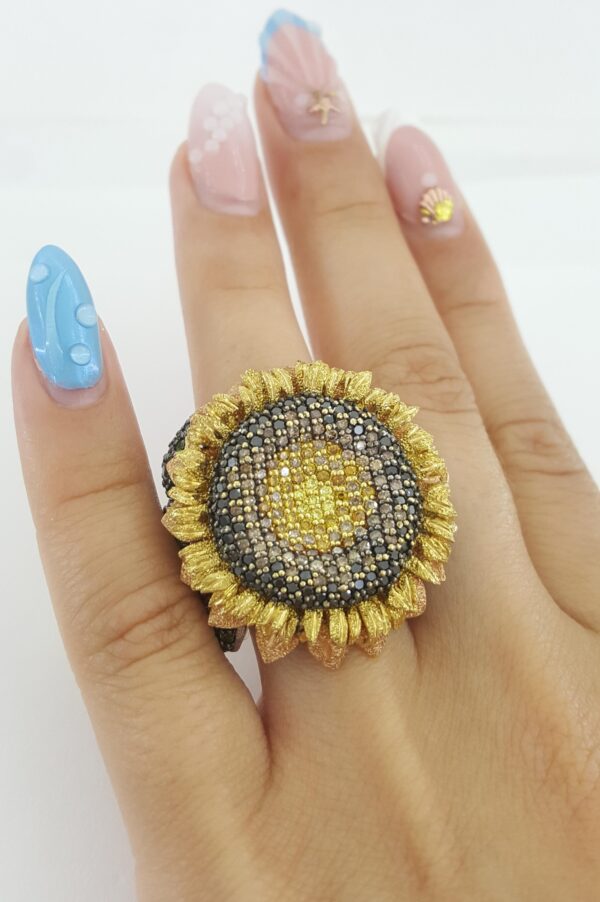 Alex Soldier Emerald & Diamonds Sunflower 7 ct Statement Ring 18k Gold Retil 25K