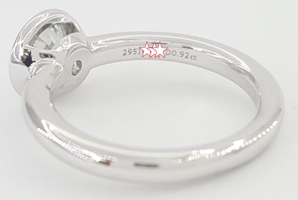 Tiffany & Co Round Diamond Solitaire Platinum Engagement Ring 0.92 ct Rt $17,450