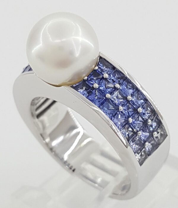 Mikimoto South Sea Pearl & Sapphire Ring 9 mm 1.72 ct 18k White Gold