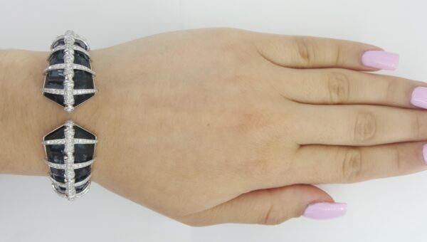Stephen Webster Verne Sushi Hematite Diamond Bangle Bracelet 18K W Gold 2.1 ct
