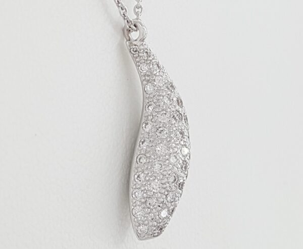 Tiffany & Co Frank Gehry Diamond Pave Fish Necklace 24.3 mm 0.75 ct 18k Gold
