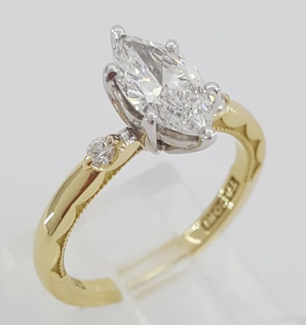 TACORI Sculpted Crescent 56-2 Marquise Diamond Engagement Ring 1.08 ct GIA 18K