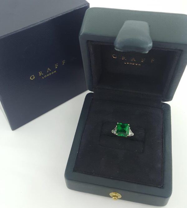 Graff Columbian Green Emerald 3-Stone Ring 3.5 ct Retail $107k