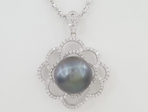 13.7 mm Tahitian Pearl & Diamond Flower Pendant Necklace 1.3 ct 18K Gold 18"