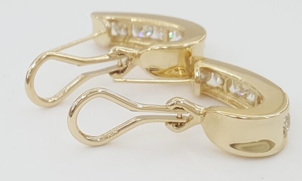 Round Diamond J Hoop Omega Earrings 1.7 ct 14K Yellow Gold 8 Grams