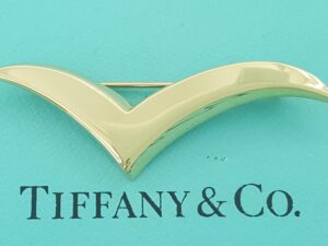 Tiffany & Co 1980's Vintage 18K Yellow Gold Seagull Brooch / Pin 1.7"