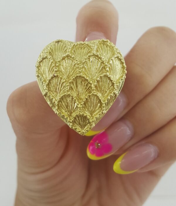 Tiffany & Co Vintage Scalloped Heart Brooch Pin Pendant 18K Yellow Gold 1.2"