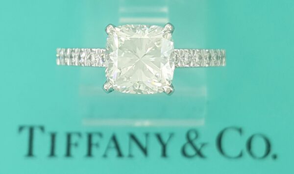 Tiffany & Co Novo Cushion Cut Diamond Engagement Ring 1.67 ct Plat Rtl $29,500