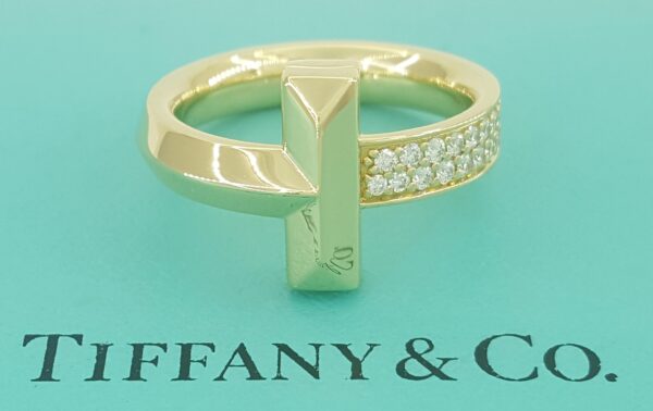 Tiffany & Co. T1 Diamond Ring 18K Yellow Gold 0.24 ct 4.5 mm Rt $5,625
