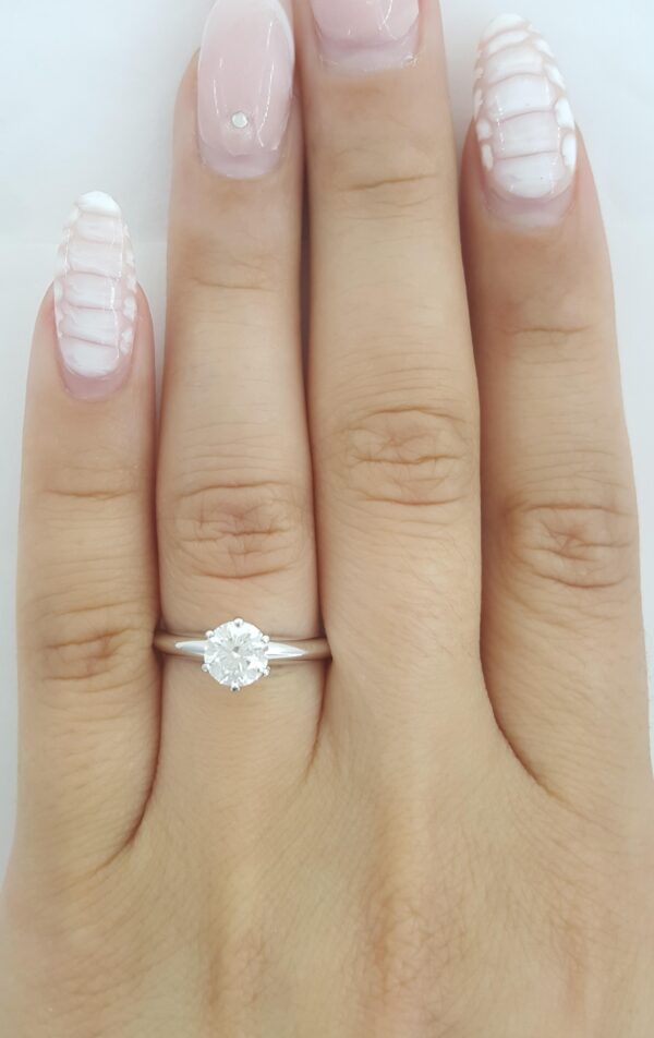 Tiffany & Co Round Diamond Solitaire Platinum Engagement Ring 0.72 ct Rtl $9300