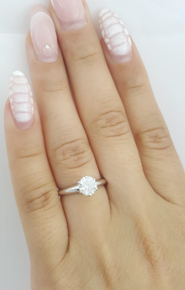 Tiffany & Co Round Diamond Solitaire Platinum Engagement Ring 0.72 ct Rtl $9300
