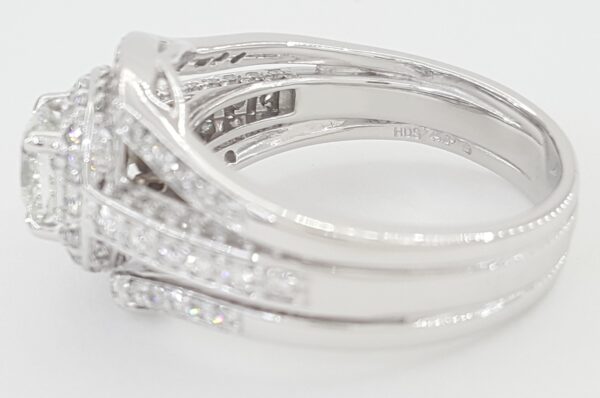Helzberg Elongated Cushion Halo Diamond Engagement Ring 14k W Gold 2.1 ct Rt $9K