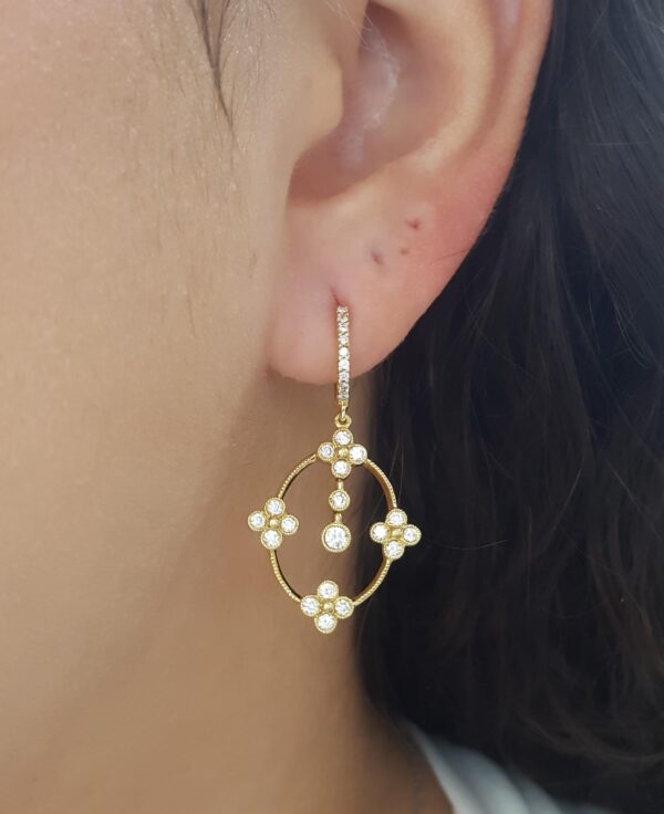 Vintage Diamond Drop Dangle Earrings 0.86 ct 18K Yellow Gold 6 Grams