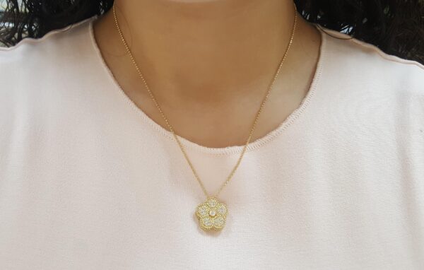 Roberto Coin Daisy Diamond Pendant Necklace 18K Yellow Gold 0.48 ct Rtl $5,300