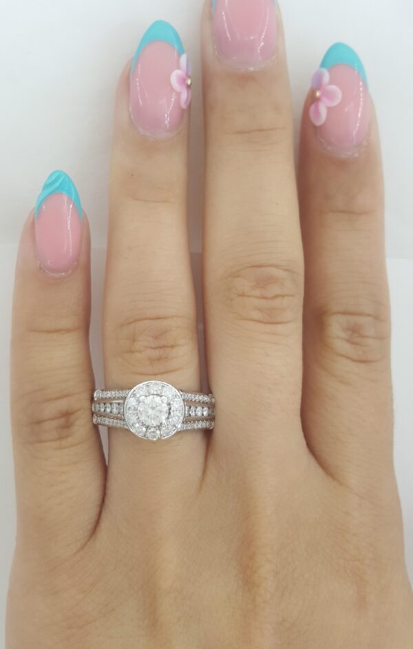 Round Brilliant Diamond Halo Engagement Ring 1 ct 14k White Gold Rtl $4K