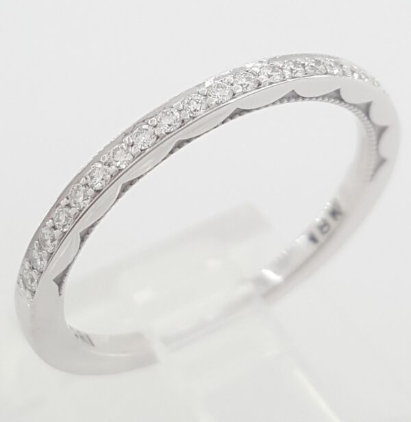 Tacori Sculpted Crescent 41-1.5W 18k White Gold 0.17 ct Round Diamond Band