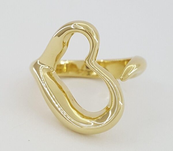 Vintage Tiffany & Co Elsa Peretti ® 18K Yellow Gold Large Open Heart Ring 18.6mm