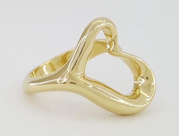Vintage Tiffany & Co Elsa Peretti ® 18K Yellow Gold Large Open Heart Ring 18.6mm