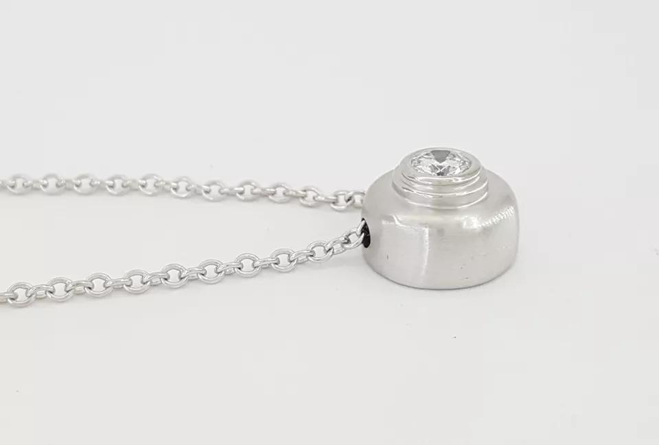 Round Brilliant Diamond Solitaire Pendant / Necklace 18" 0.25 ct 18K White Gold