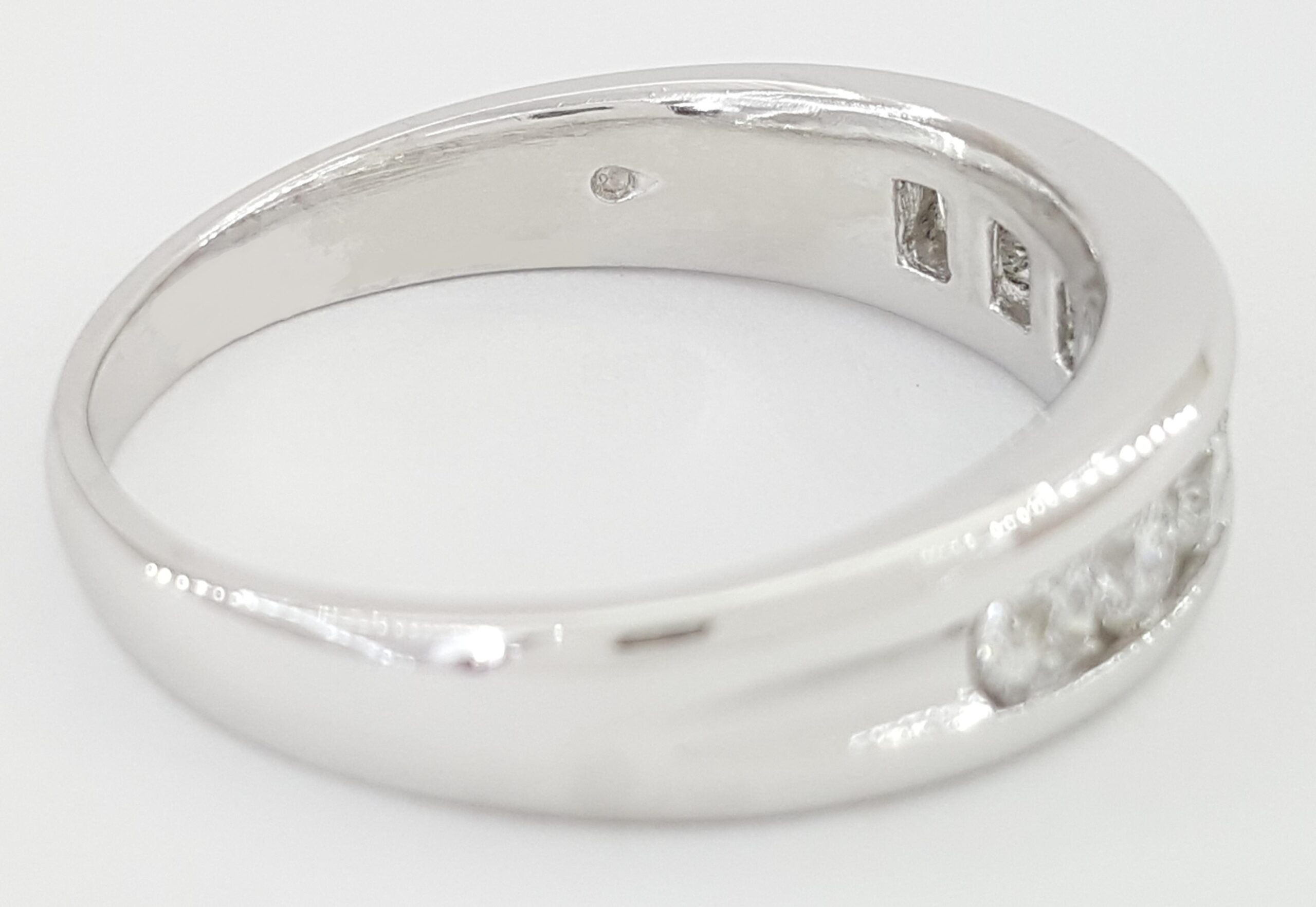 Channel Set Round Diamond Gents Platinum Wedding Band 1 ct 6.5mm Retail $2,999