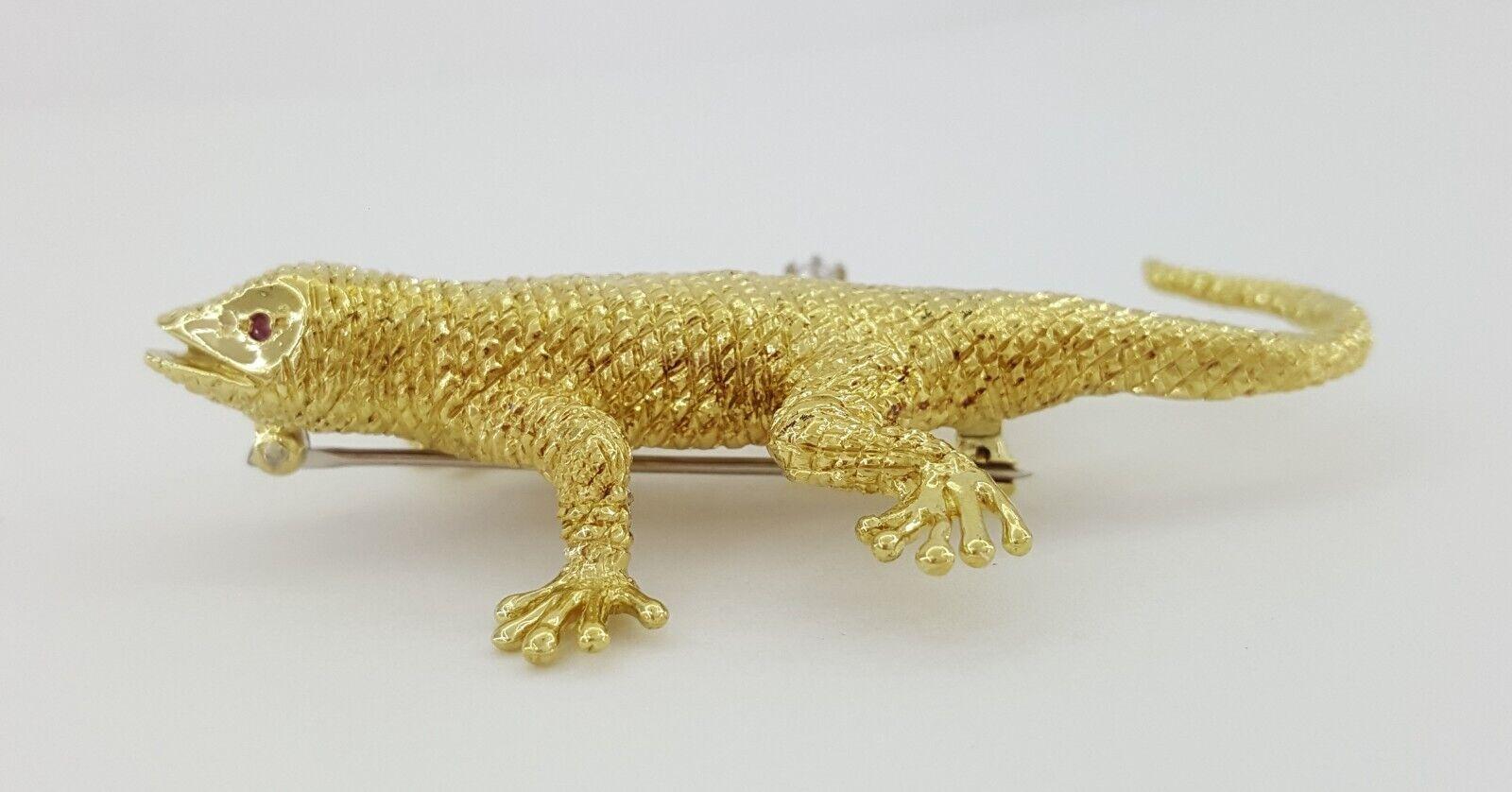 Vintage Yellow Gold Diamond & Ruby Eyes Lizard Brooch Pin 18K 18.3 grams 57.5mm