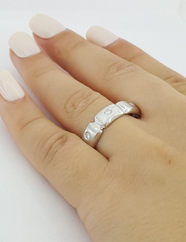 Men's 14k White Gold 0.32 ct Round Cut Diamond Eternity Wedding Band Ring 6 mm