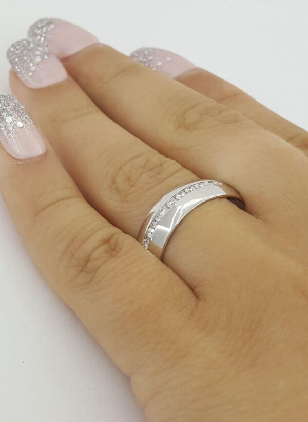 0.25 ct 14K White Gold Round Diamond Channel Set Men's Wedding Band Ring 7mm
