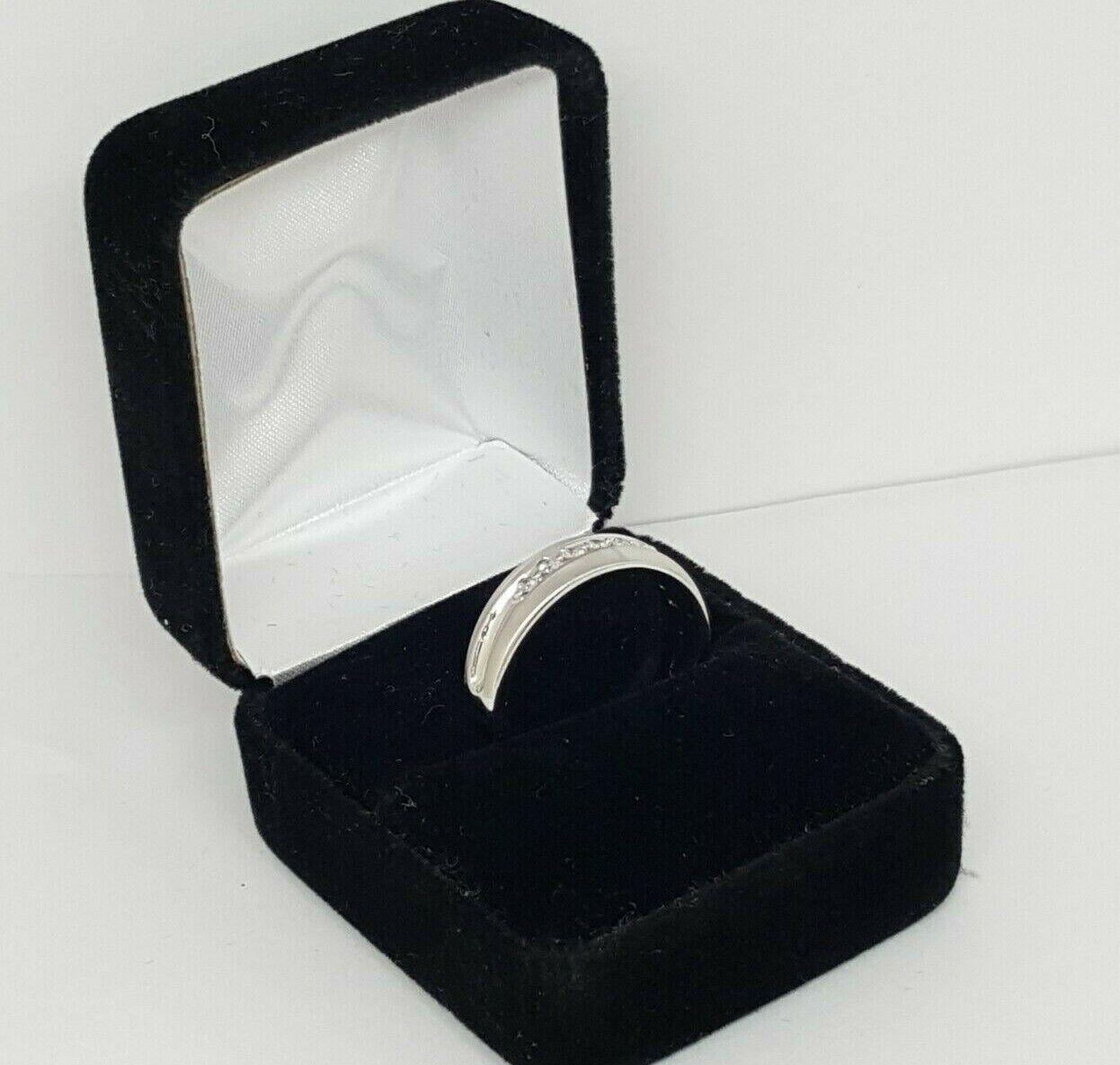 0.30 ct 14K White Gold Round Cut Diamond Channel Set Wedding Band Ring 6.3mm