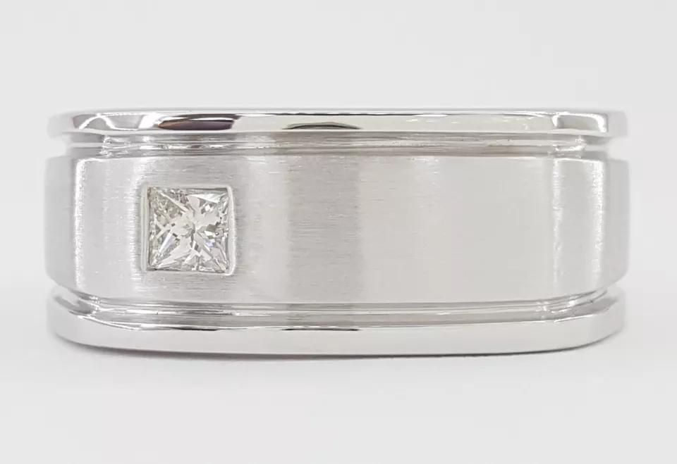 Princess Diamond Men's Wedding Band Ring 0.15 ct 14K White Gold 9 mm 11.7 Grams