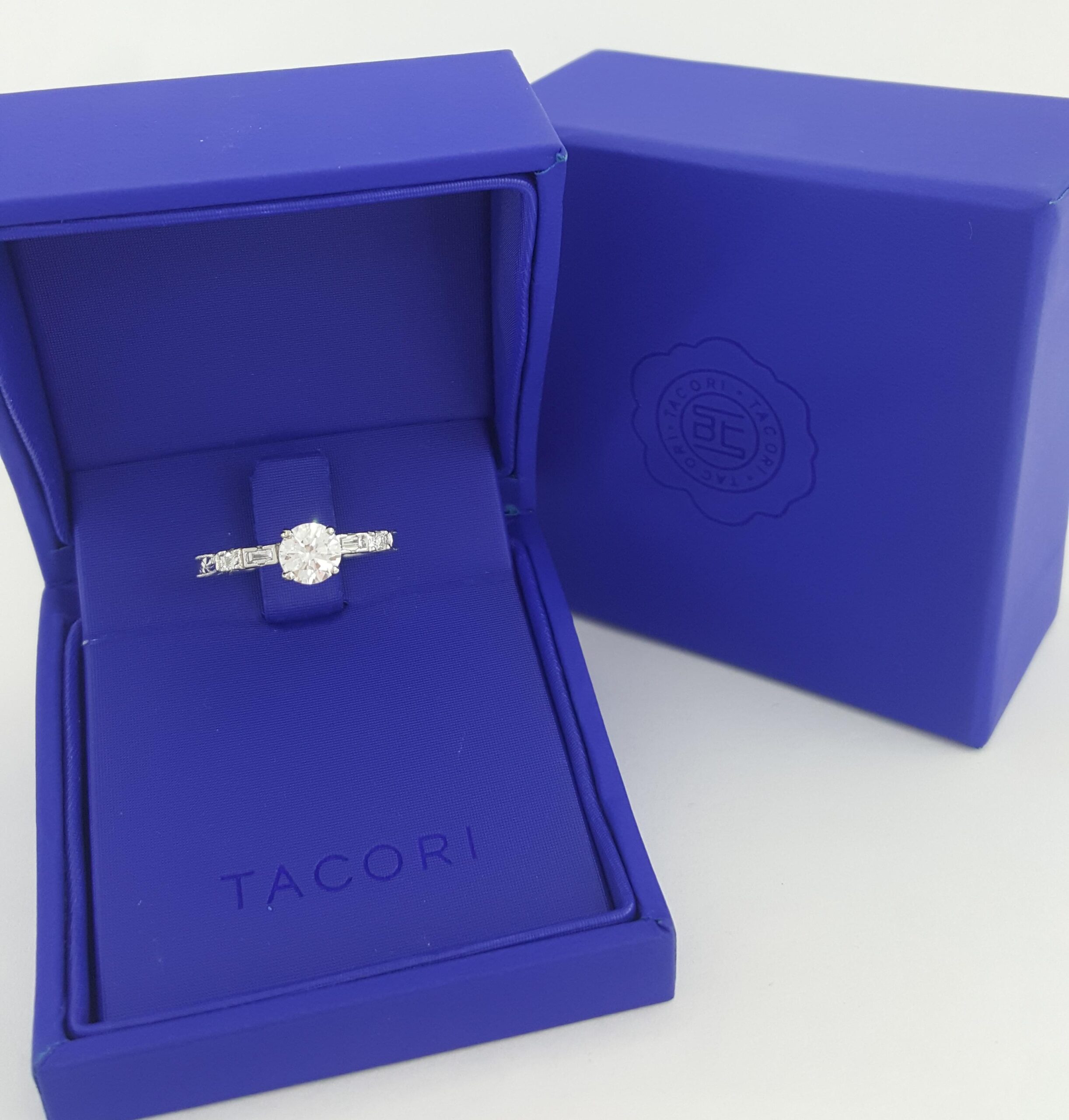 Tacori Crescent Platinum Semi-Mount Engagement Ring 0.15 ct Rtl $2,760