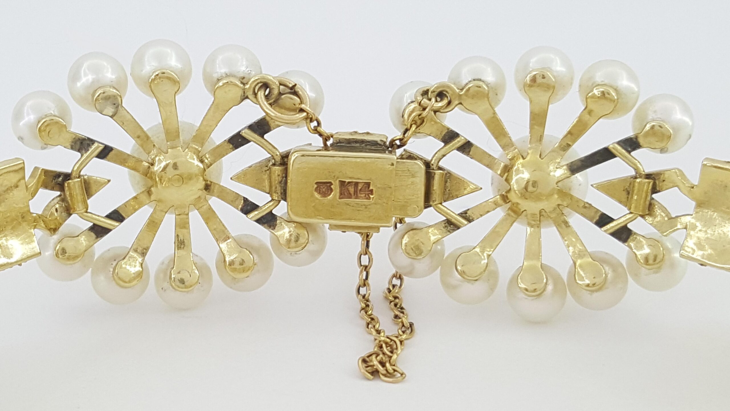 Vintage Mikimoto Akoya Pearl Floral Bracelet 14k Yellow Gold 29 Grams