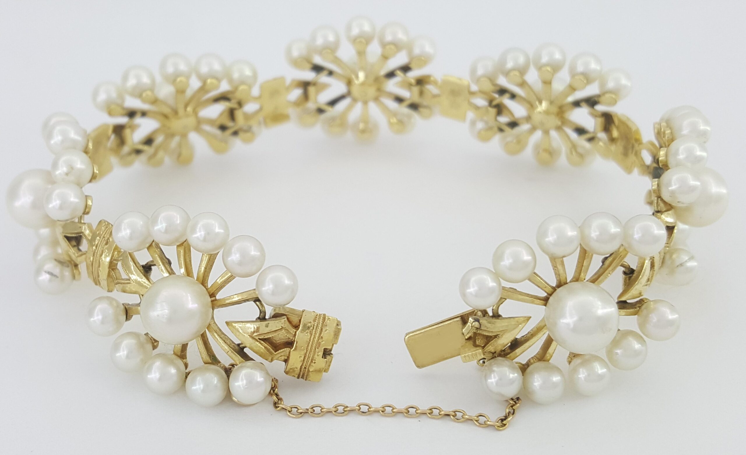 Vintage Mikimoto Akoya Pearl Floral Bracelet 14k Yellow Gold 29 Grams