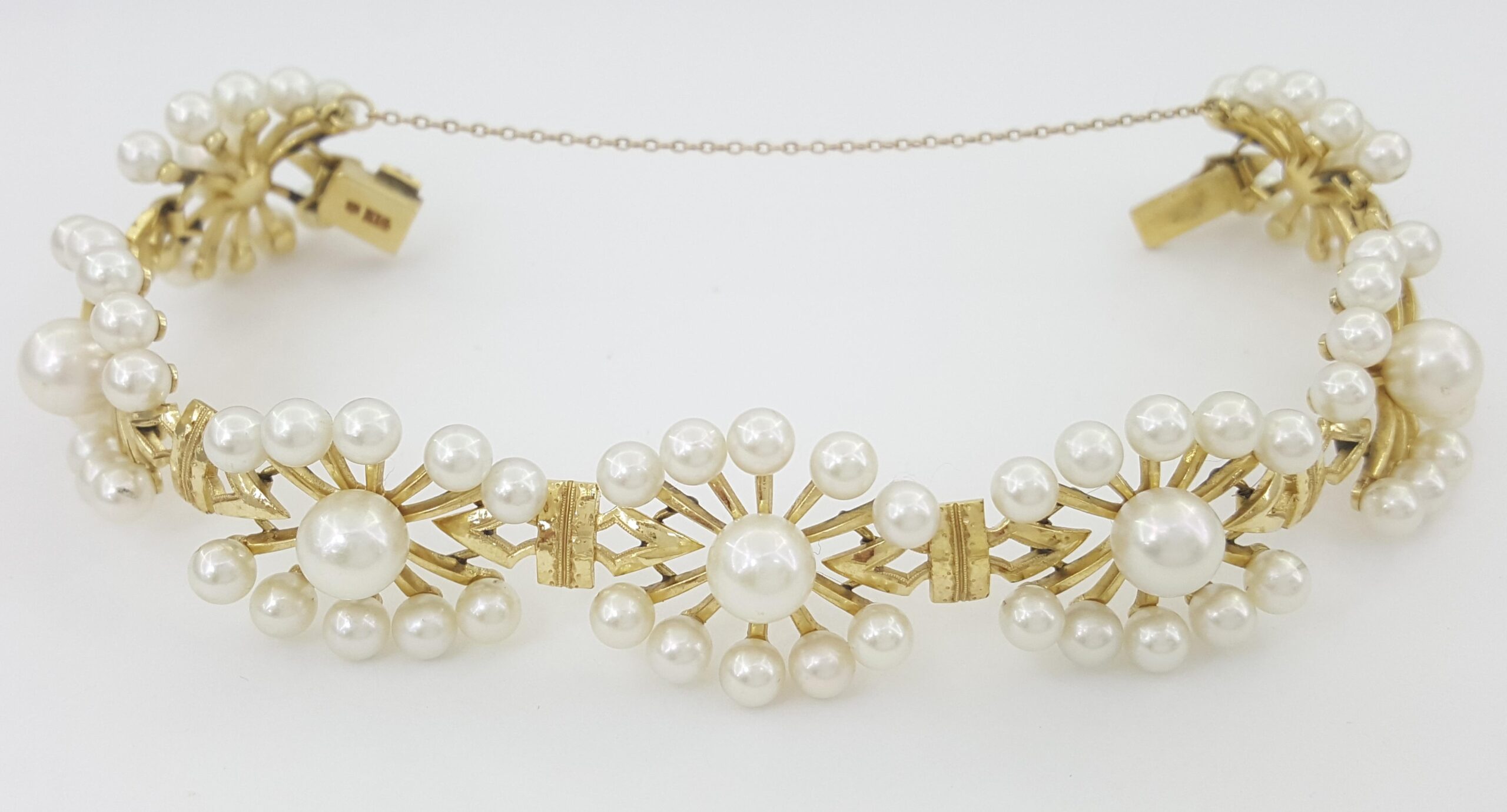 Vintage Mikimoto Akoya Pearl Floral Bracelet 14k Yellow Gold 29 Grams