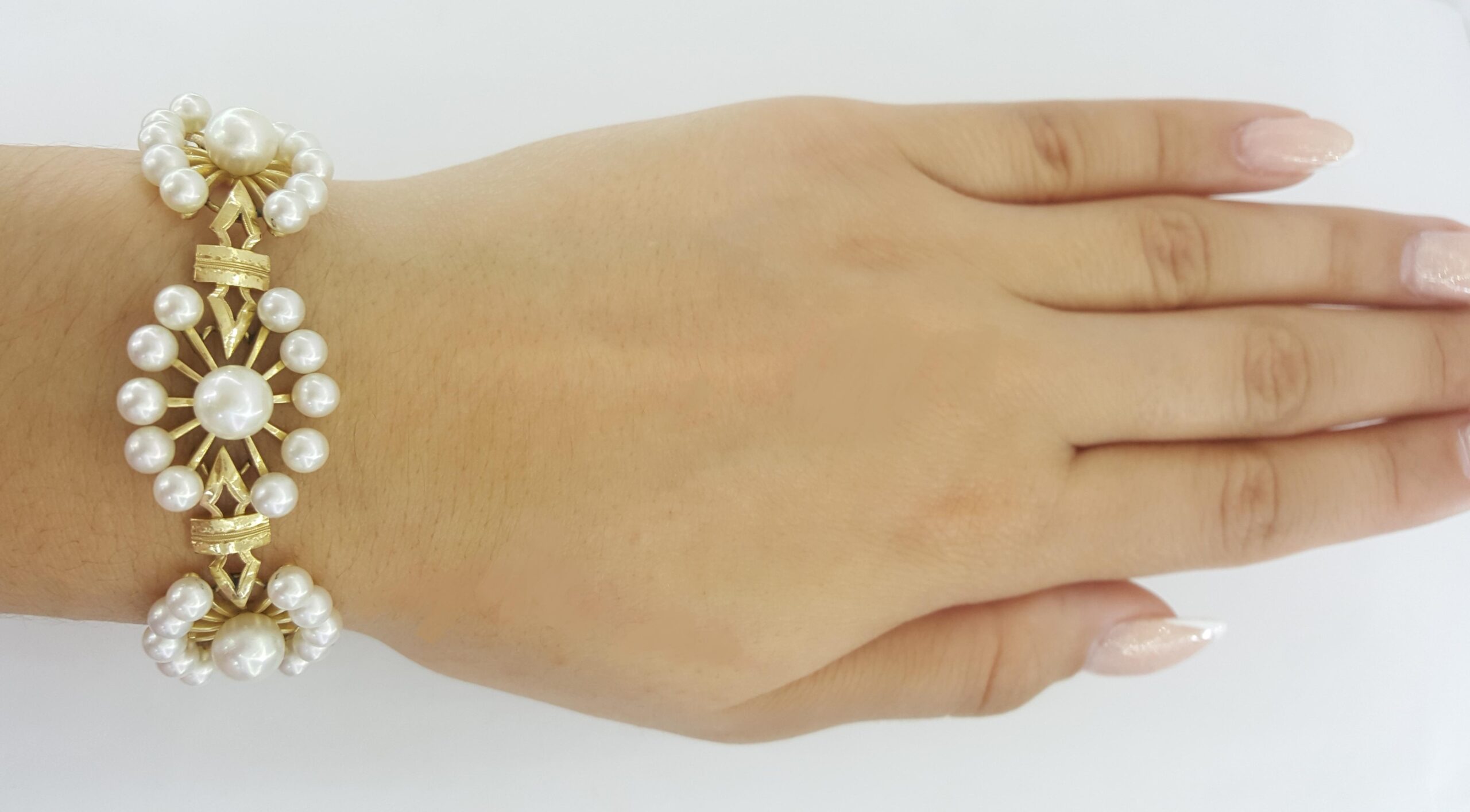 Vintage Mikimoto Akoya Pearl Floral Bracelet 14k Yellow Gold 29 Grams