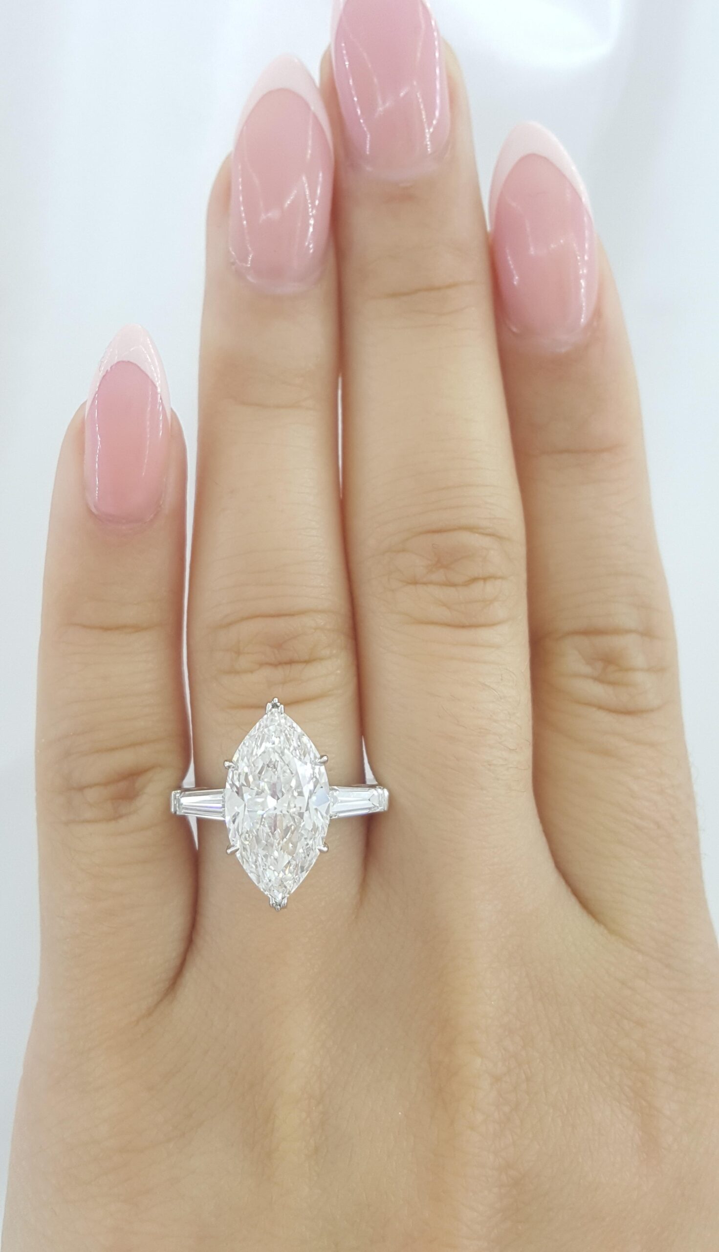 Vintage Harry Winston Classic Marquise Cut Diamond Engagement Ring 5.72 ct