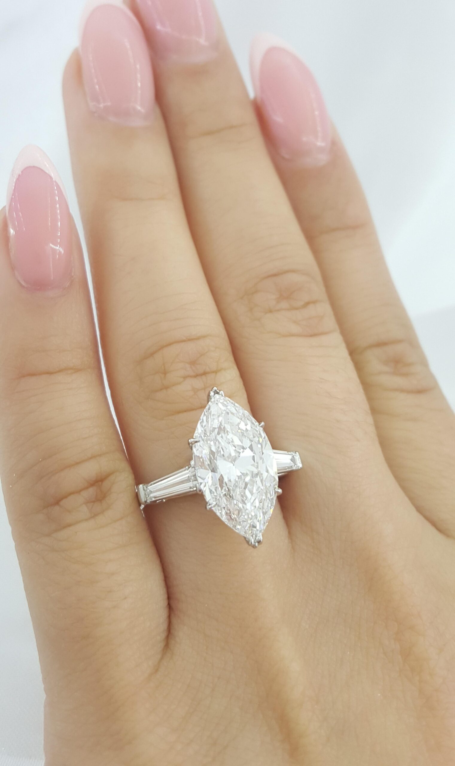 Vintage Harry Winston Classic Marquise Cut Diamond Engagement Ring 5.72 ct