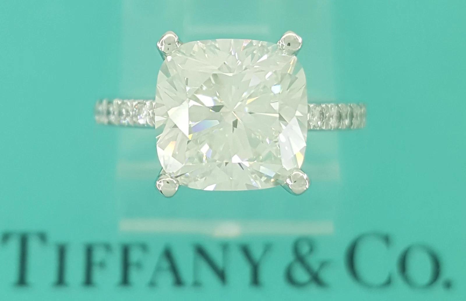 Tiffany & Co Novo Cushion Cut Diamond Engagement Ring 3.18 ct Retail $115,000