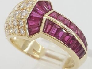 Sabbadini Diamond Ruby Ring 2.35 ct 11 mm 18k Yellow Gold