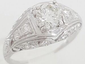 Antique Art Deco Round Diamond Engagement Ring 0.75 ct in Platinum